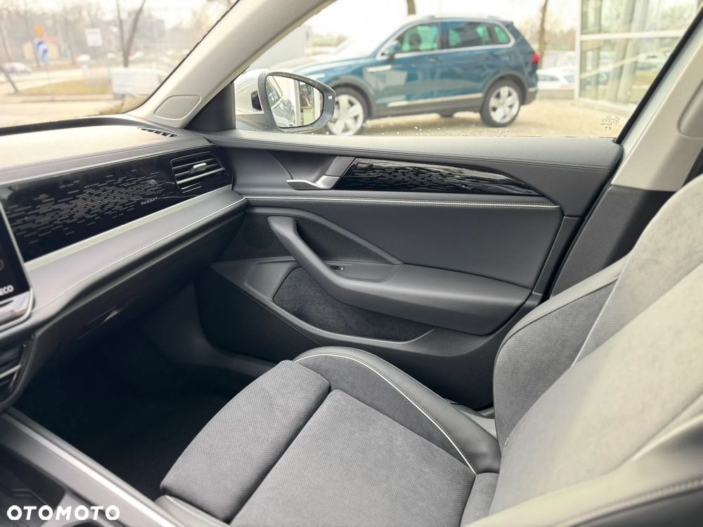 Volkswagen Passat - 27