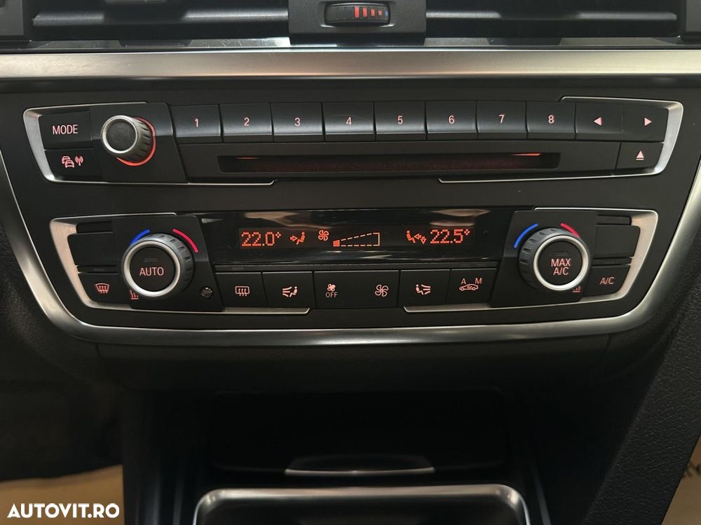 BMW Seria 3 320d Efficient Dynamic Edition Aut. Luxury Line - 31