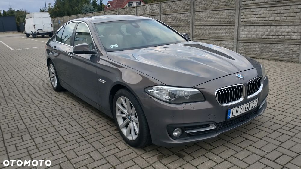 BMW Seria 5 530d xDrive Luxury Line - 9