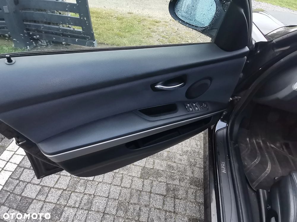 BMW Seria 3 320i - 18