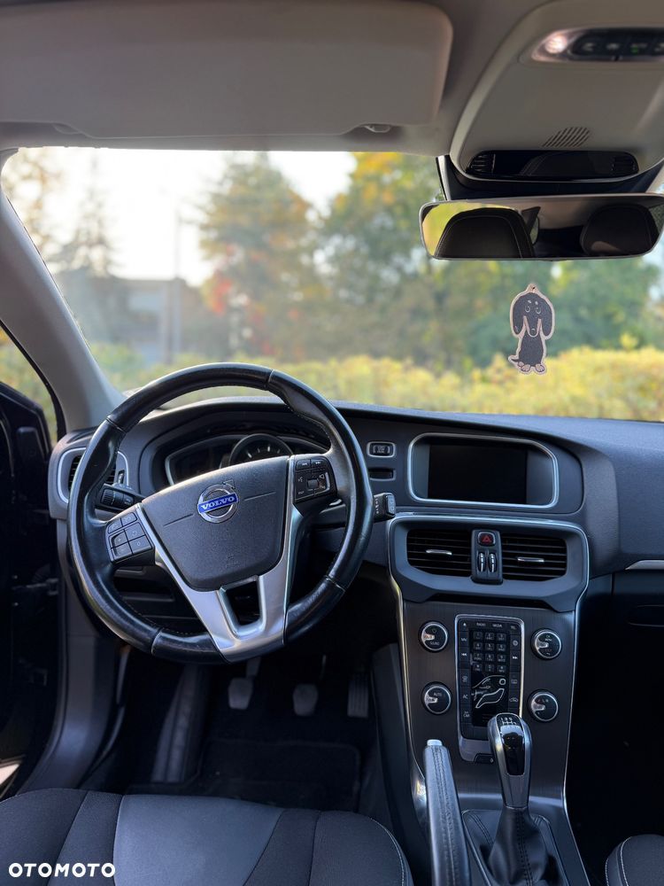 Volvo V40 D4 Drive-E Momentum - 15
