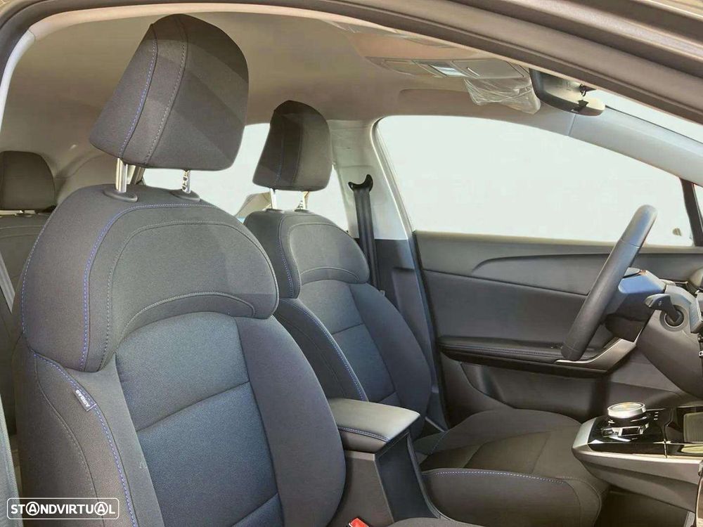 MG MG4 51 kWh Standard - 14