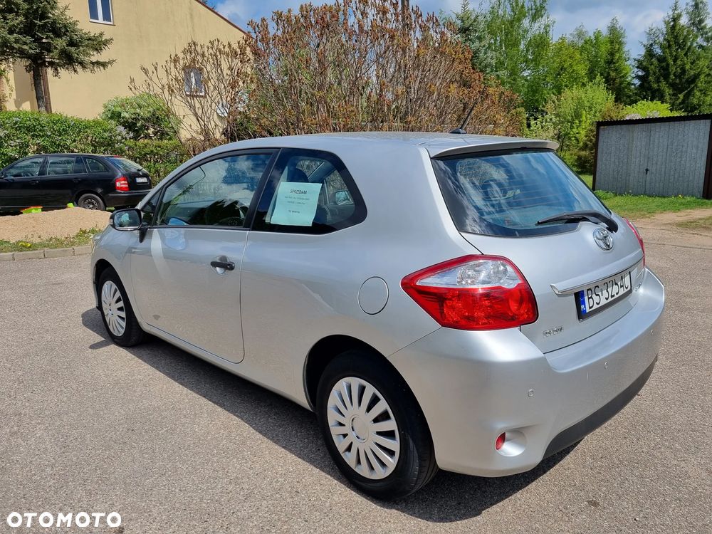 Toyota Auris 1.33 VVT-i Active - 3