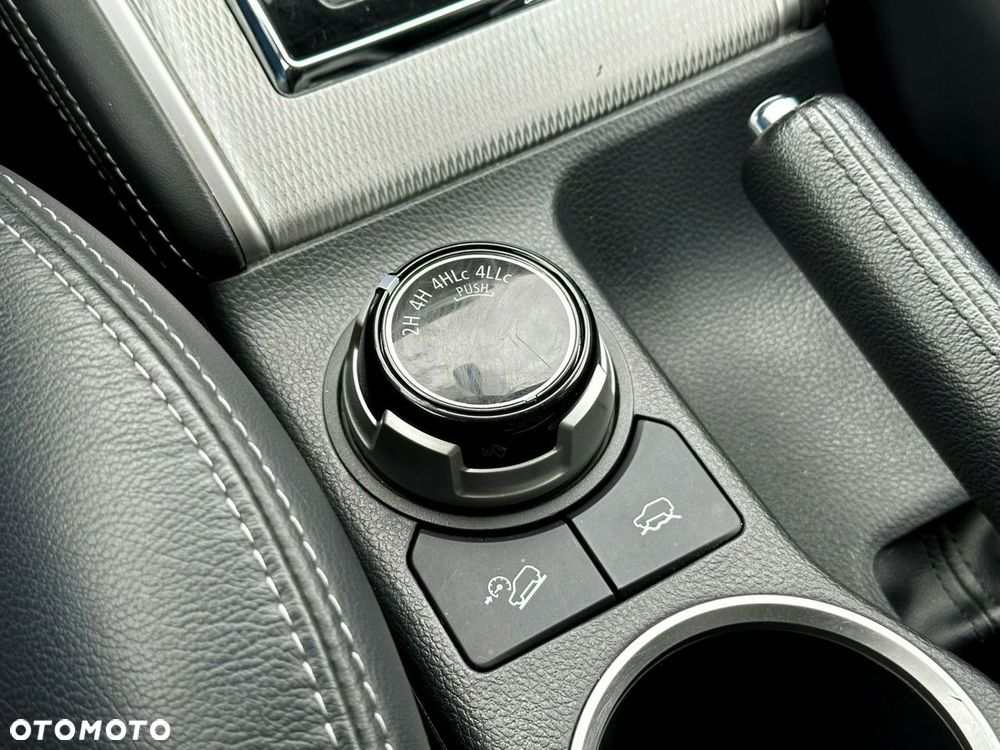 Mitsubishi L200 2.2 d DC Instyle Plus - 26