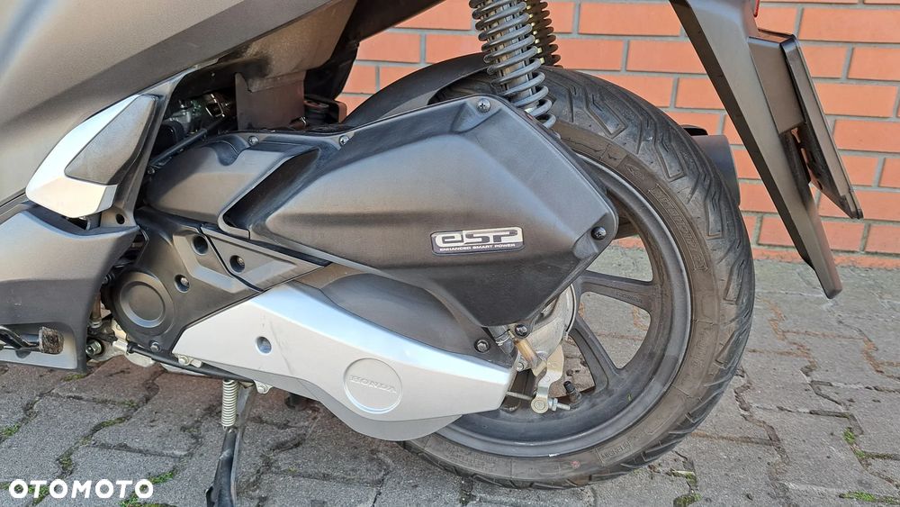 Honda PCX - 3