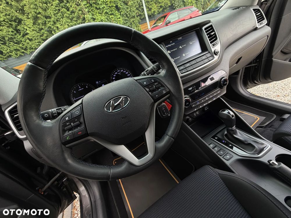 Hyundai Tucson blue 1.7 CRDi 2WD DCT Premium - 28
