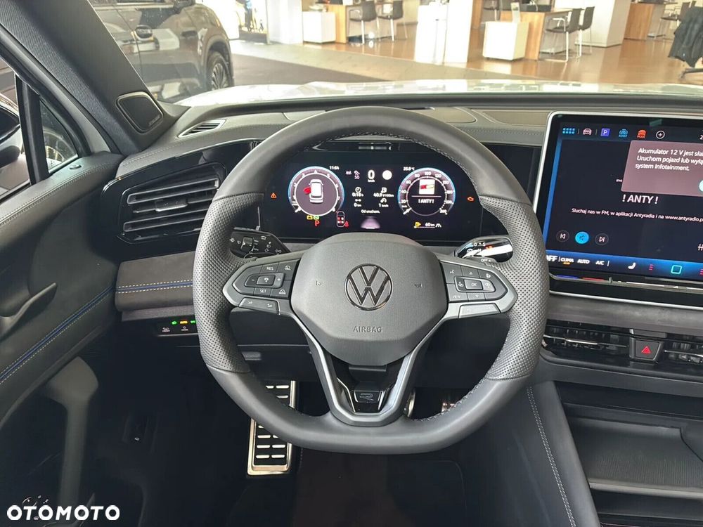Volkswagen Tiguan - 14