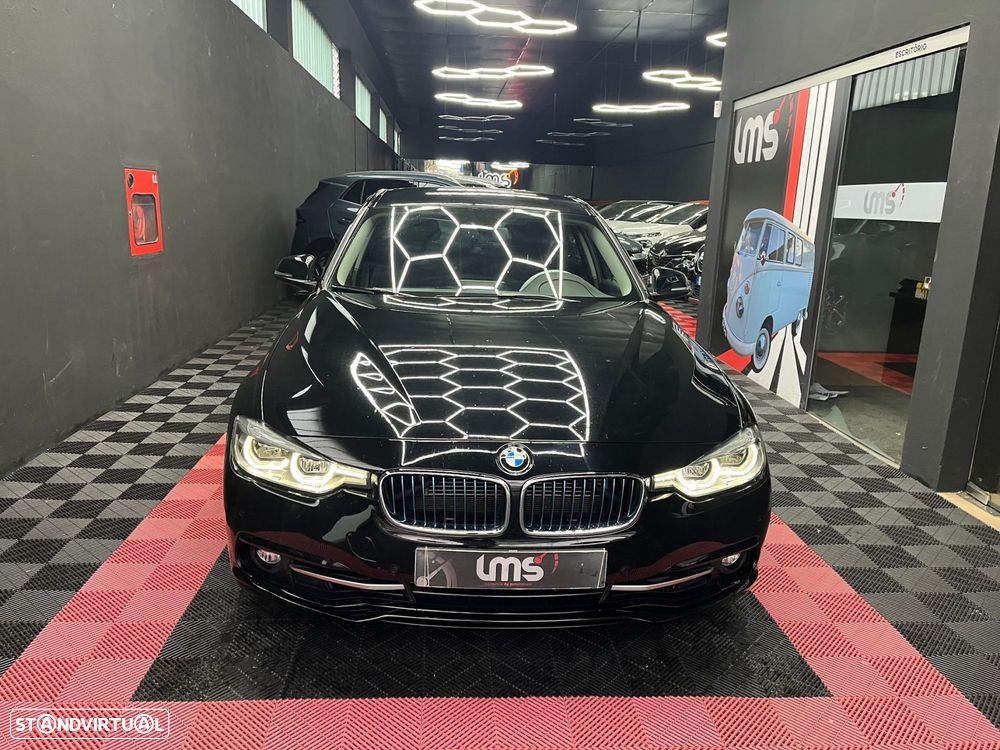 BMW 330 e iPerformance Line Sport - 2