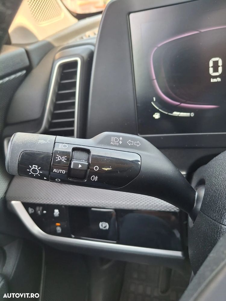 Kia Sportage 1.6 T-GDI 6MT 4x2 Urban - 19