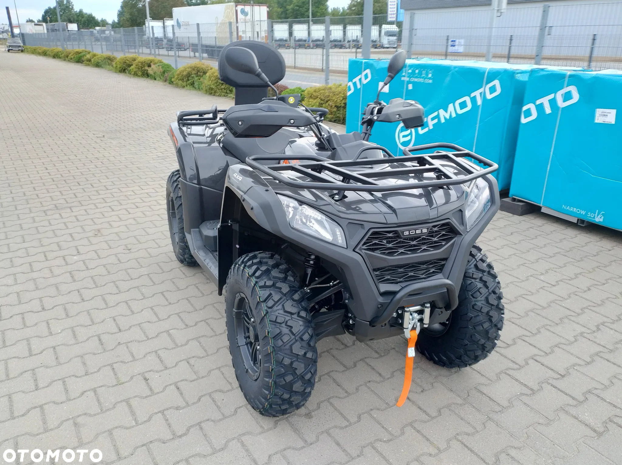 CFMoto CForce - 18