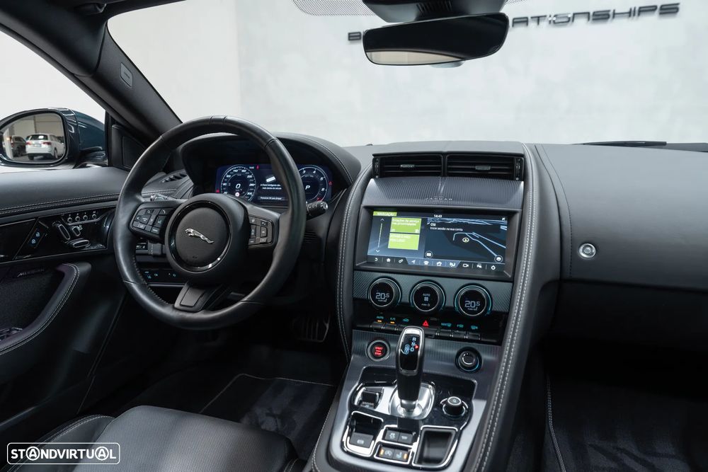 Jaguar F-Type 2.0 i4 R-Dynamic - 18