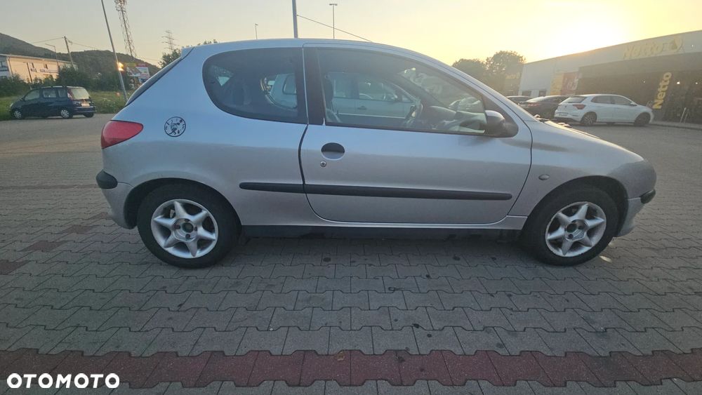 Peugeot 206 1.4 XR Presence - 3