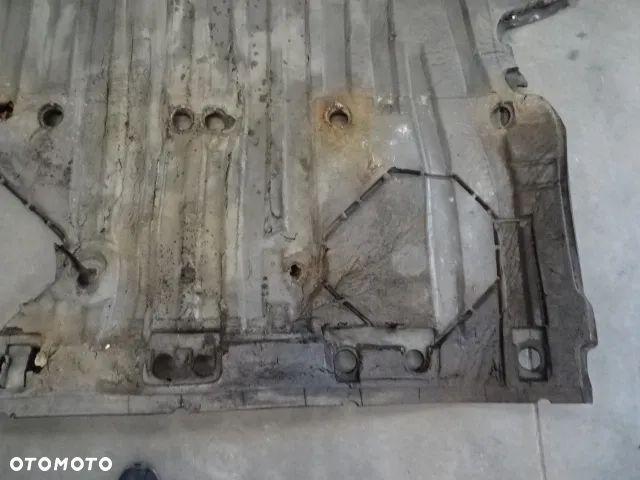 DYWAN PODŁOGA WYKŁADZINA LDV MAXUS NR184 - 12