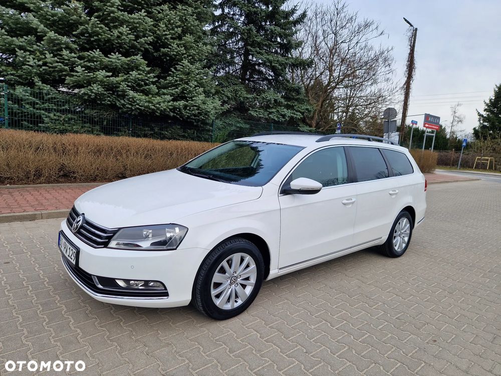 Volkswagen Passat - 4