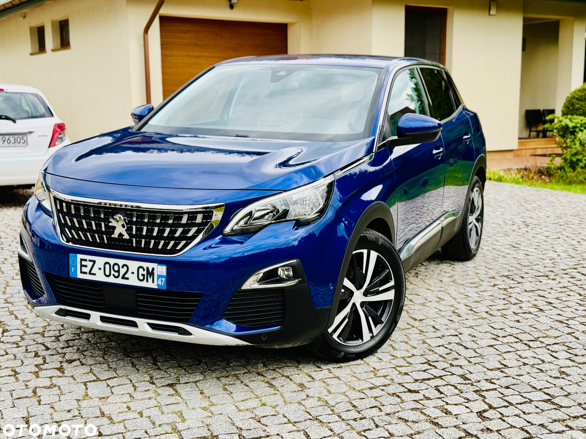 Peugeot 3008 1.5 BlueHDi Allure S&S - 13