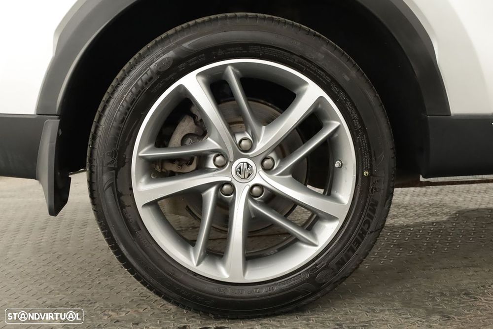 MG EHS 1.5 T-GDI Plug-in Hybrid Luxury - 5