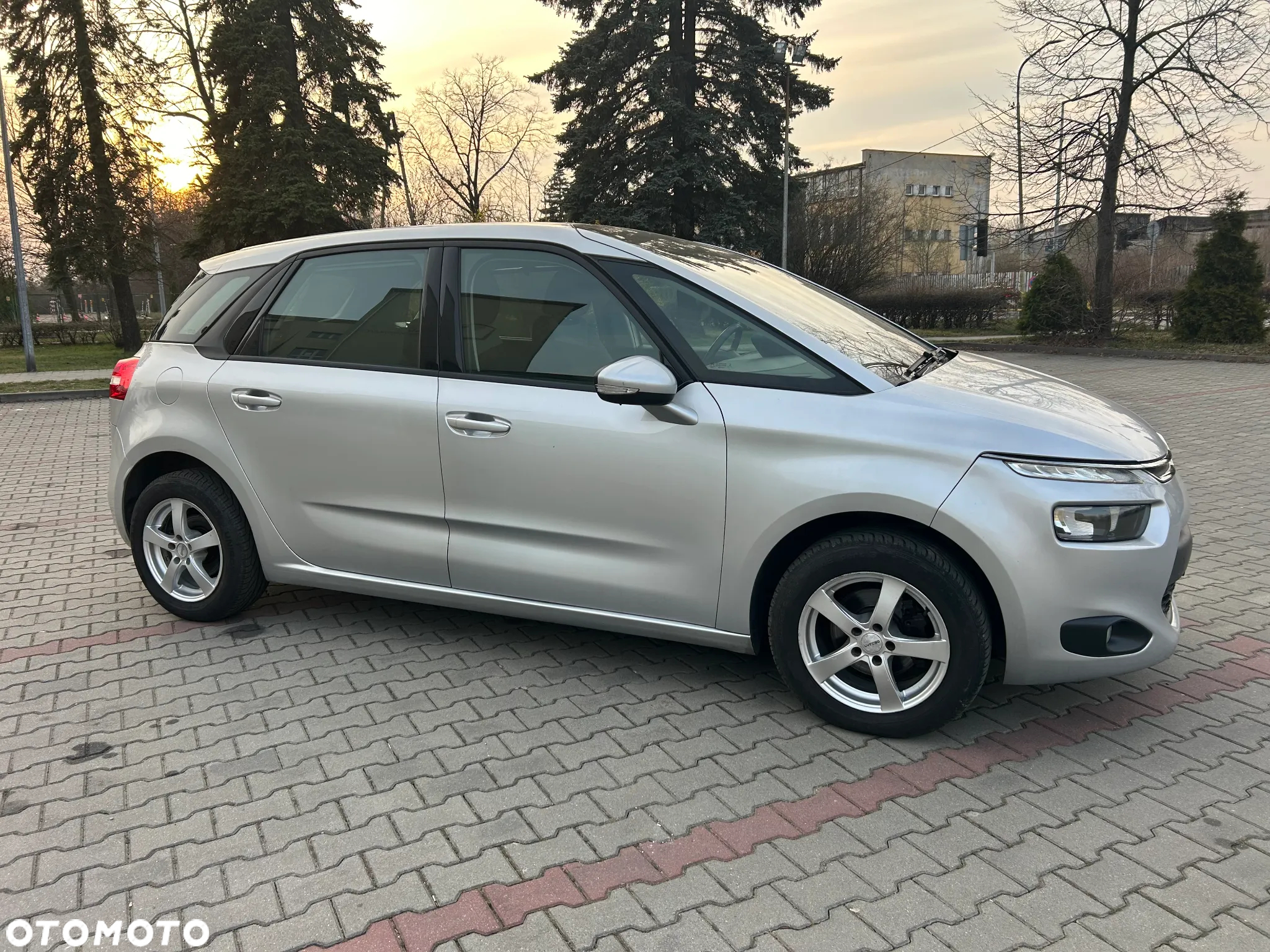 Citroën C4 Picasso e-HDi 115 Seduction - 20