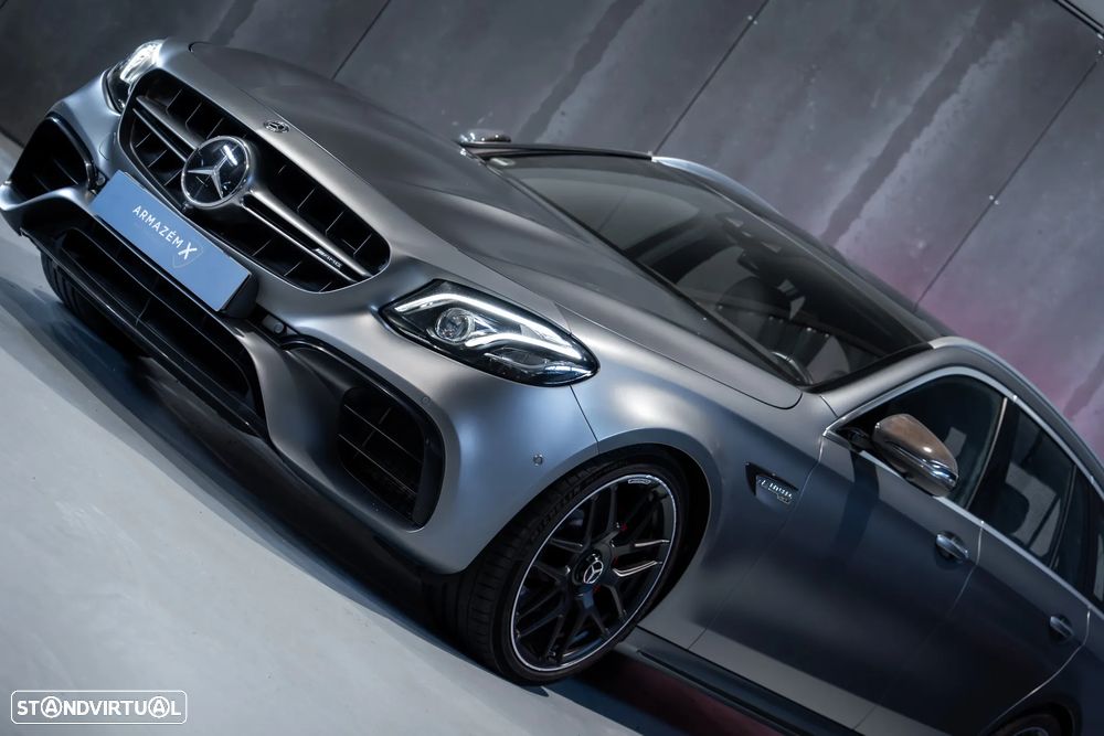 Mercedes-Benz E 63 AMG S 4Matic+ 9G-TRONIC - 2