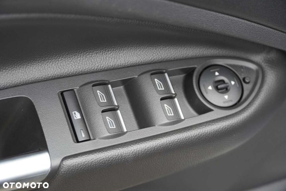 Ford Kuga 1.5 EcoBoost 2x4 ST-Line - 21