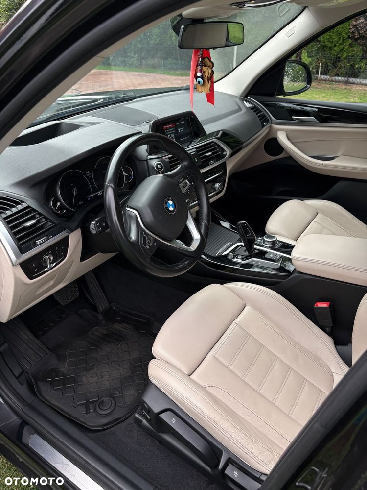 BMW X3 xDrive20i xLine - 19