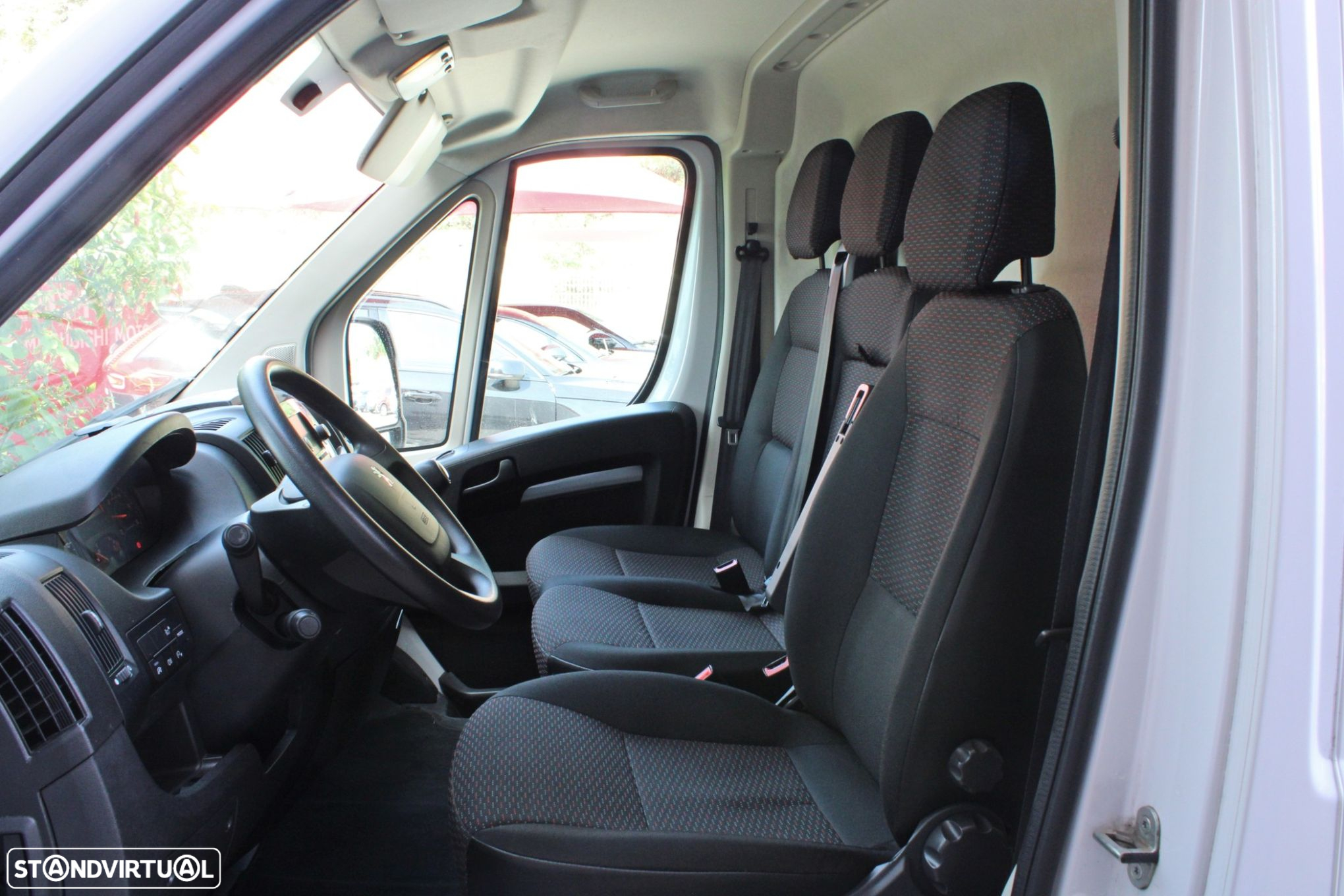 Peugeot Boxer 2.2 BlueHDi 335 L3 CD - 18
