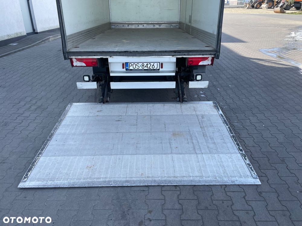 Mercedes-Benz Sprinter - 10