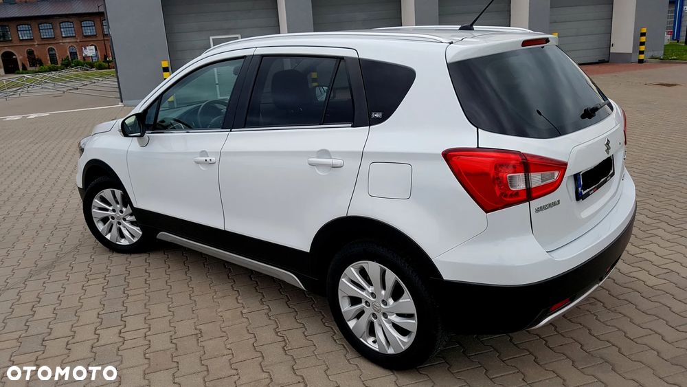 Suzuki S-Cross - 1