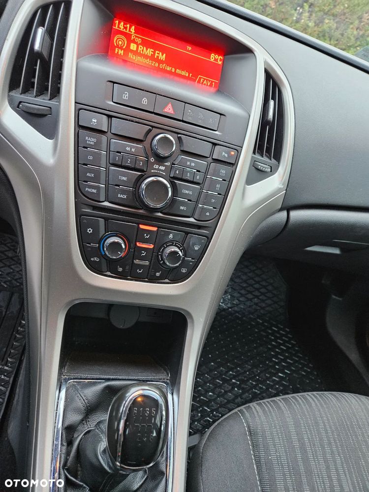 Opel Astra 1.4 T Sport - 8