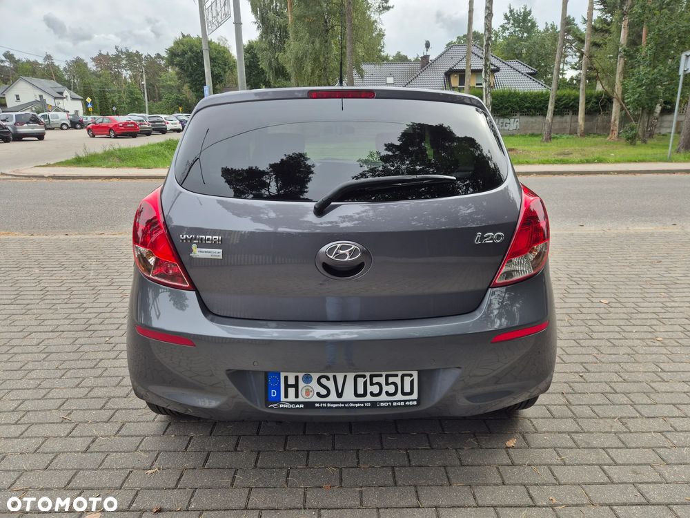 Hyundai i20 1.2 GO - 18