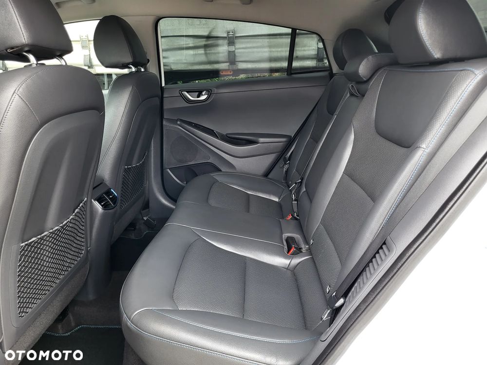 Hyundai IONIQ Plug-in hybrid Platinum - 24