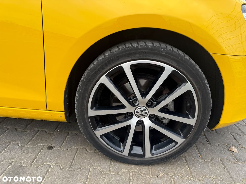 Volkswagen Golf 2.0 TDI DPF DSG Highline - 21