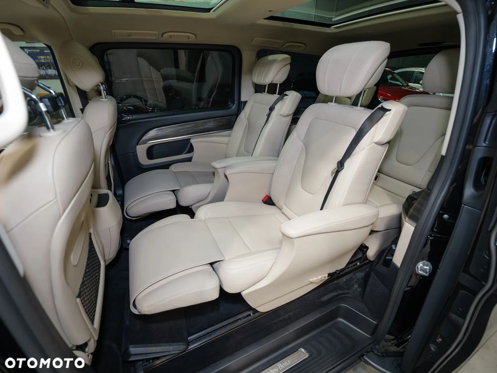 Mercedes-Benz Klasa V 300 d 4-Matic 9G-Tronic (d³ugi) - 17