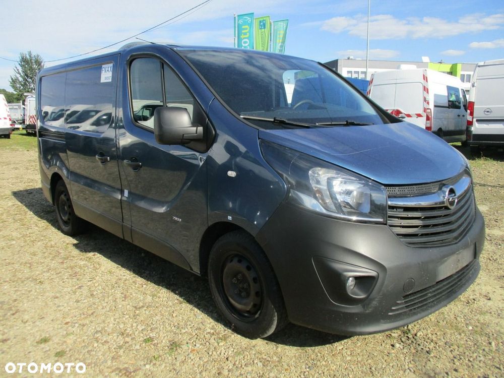 Opel Vivaro - 2