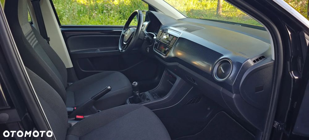 Volkswagen up! (BlueMotion Technology) move - 13