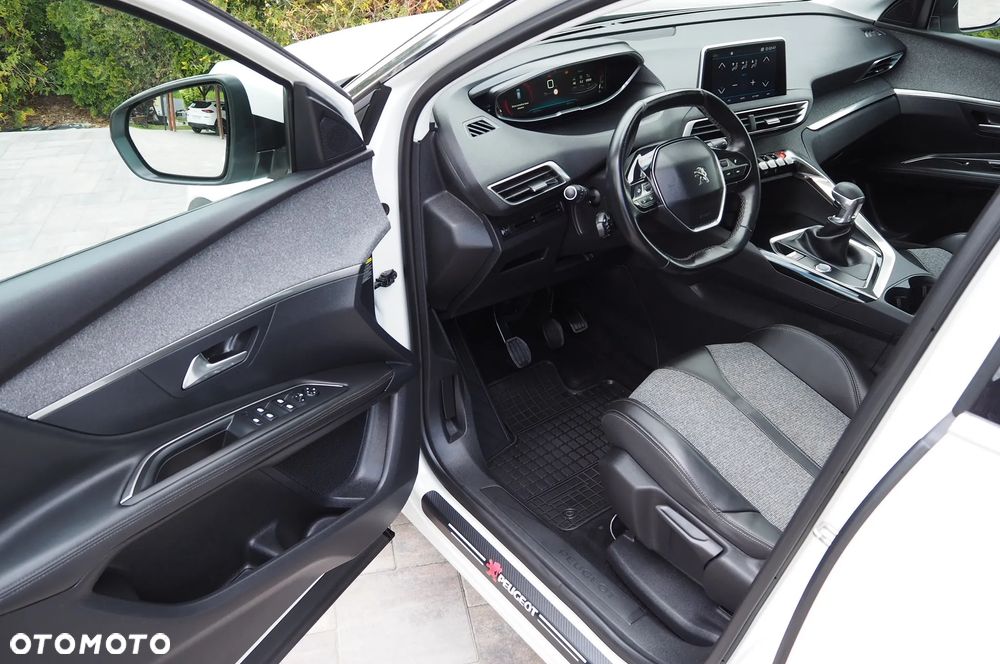 Peugeot 3008 BlueHDi 120 Stop & Start Allure - 19
