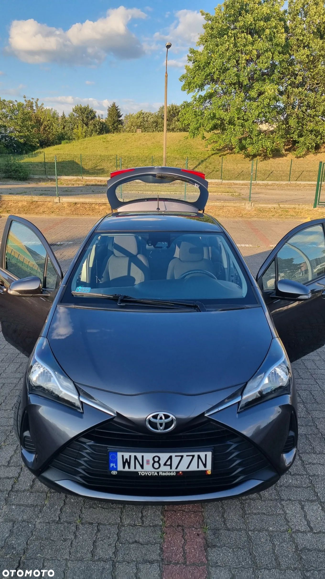 Toyota Yaris 1.0 Active - 1