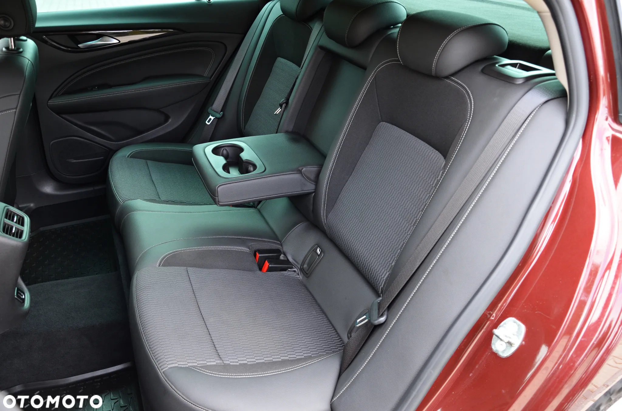 Opel Insignia 2.0 CDTI Exclusive S&S - 30