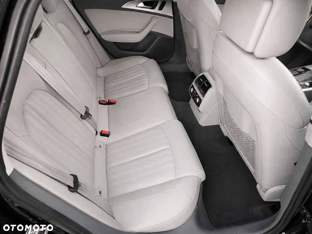 Audi A6 Avant 3.0 TDI DPF quattro tiptronic - 22