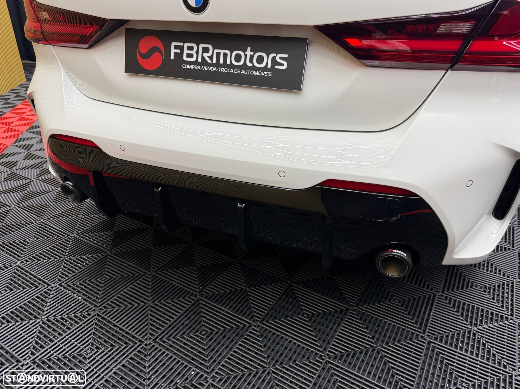 BMW 116 d Pack Desportivo M - 14