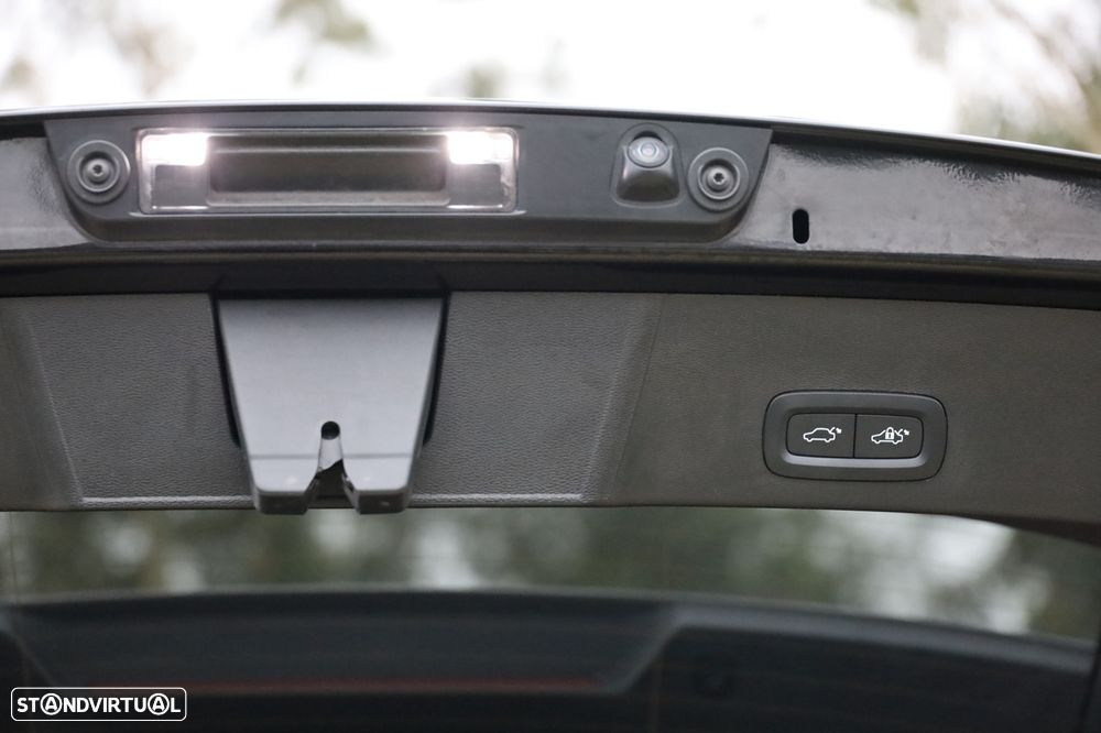 Volvo XC 40 1.5 T4 PHEV Core - 6