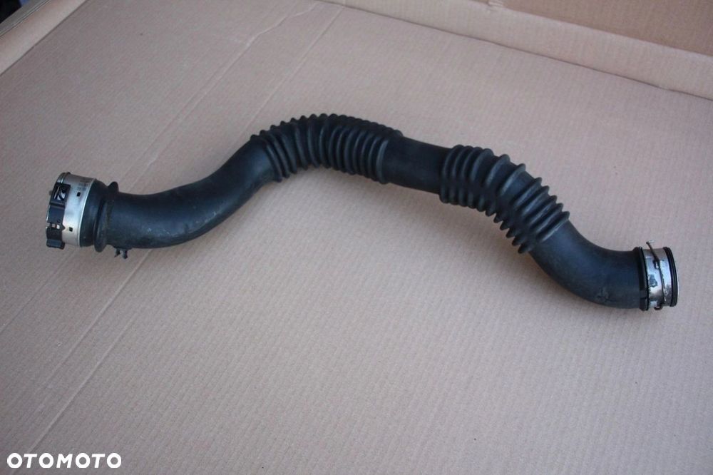 RURA PRZEWÓD INTERCOOLERA BMW e81 e82 e87 N47 1.8d 2.0d 7797481 - 4