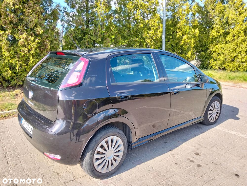 Fiat Punto 1.4 Easy S&S - 4