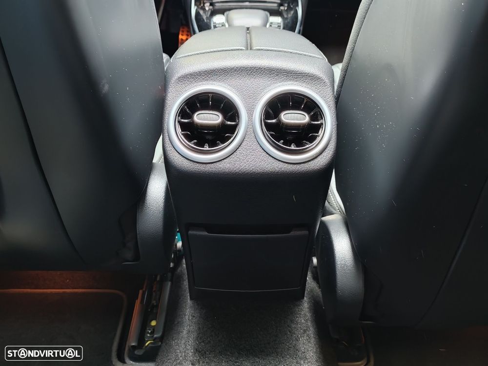 Mercedes-Benz A 35 AMG 4Matic - 24