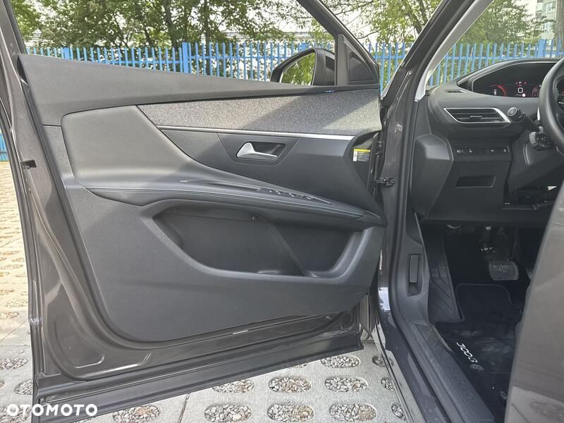 Peugeot 3008 - 15
