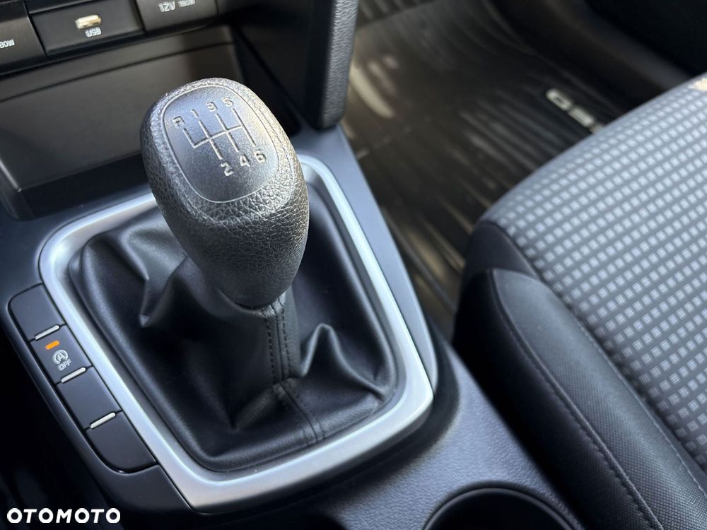 Kia Ceed - 15