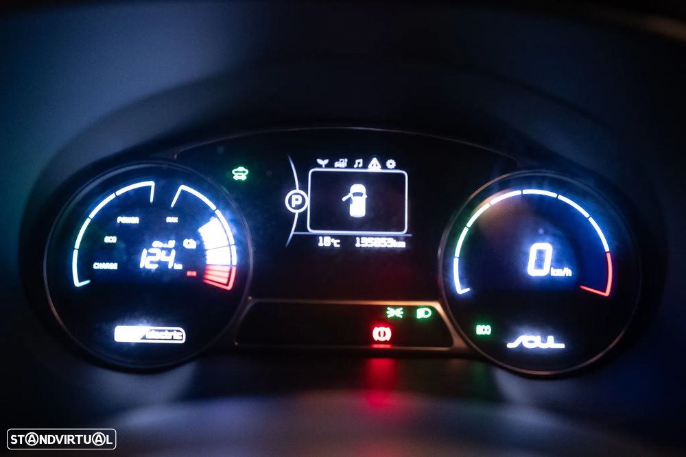 Kia e-Soul EV Play - 13