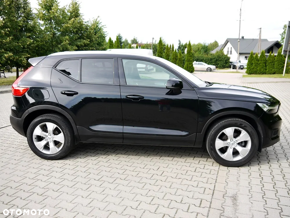 Volvo XC 40 T3 Momentum - 8