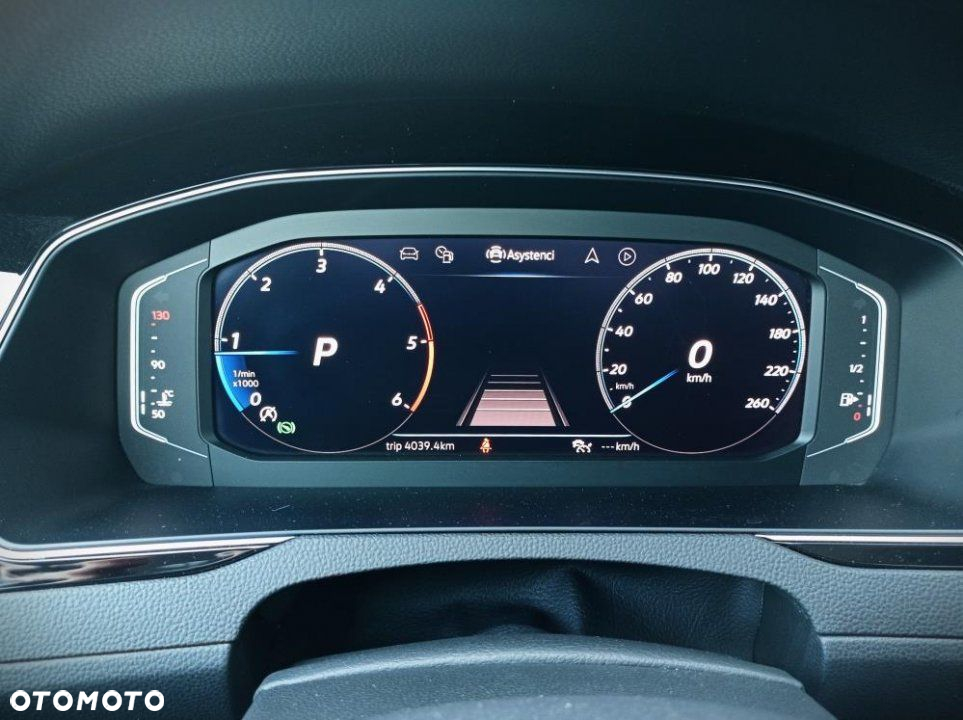 Volkswagen Passat - 28