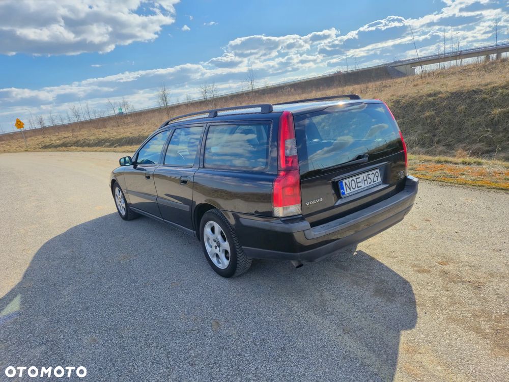 Volvo V70 - 1