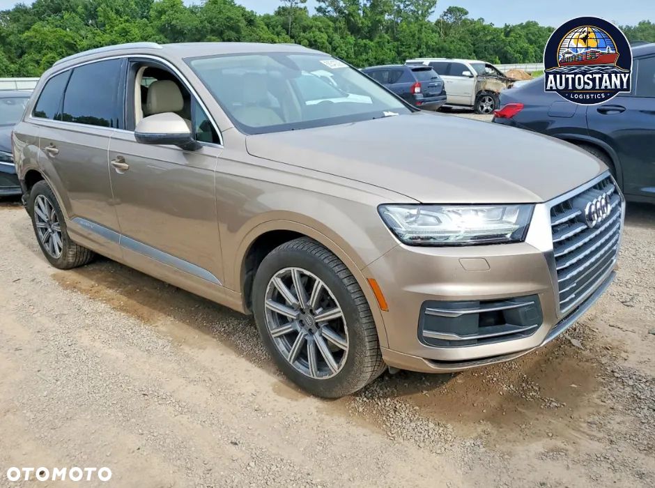 Audi Q7 - 1